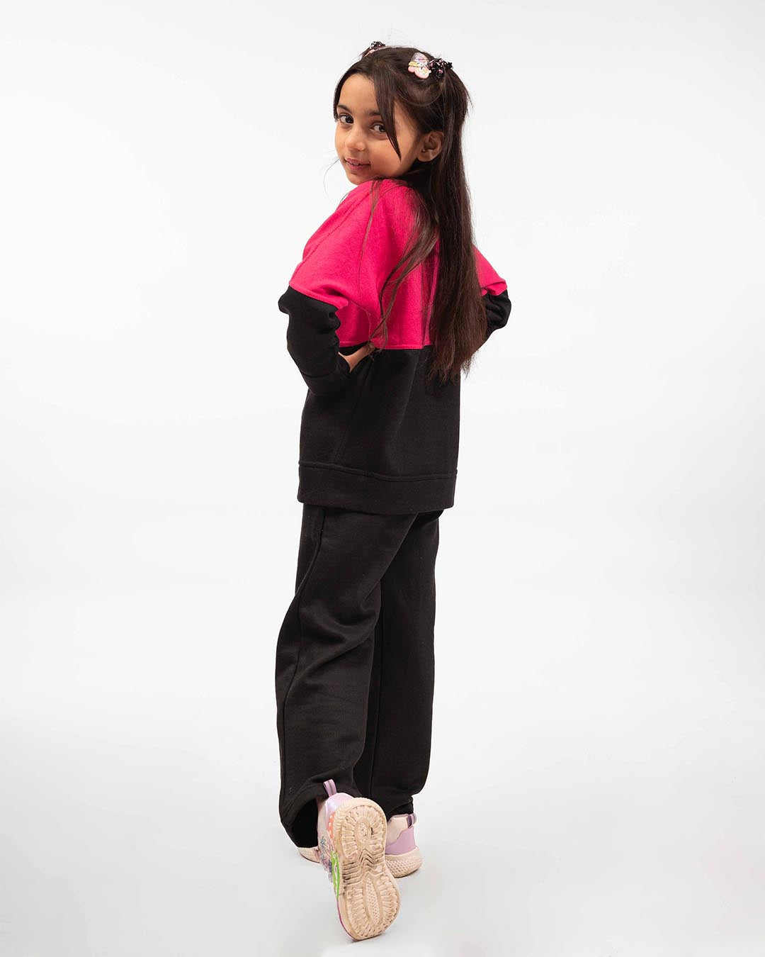 Kids Two-Tone Sweatshirt & Jogger Set –Pink & Black