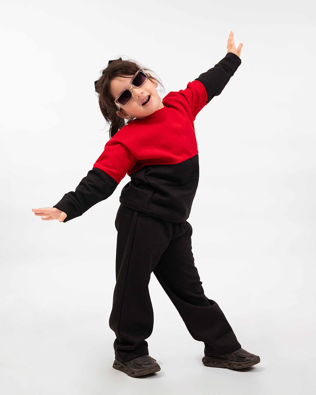 Kids Two-Tone Sweatshirt & Jogger Set – Red & Black